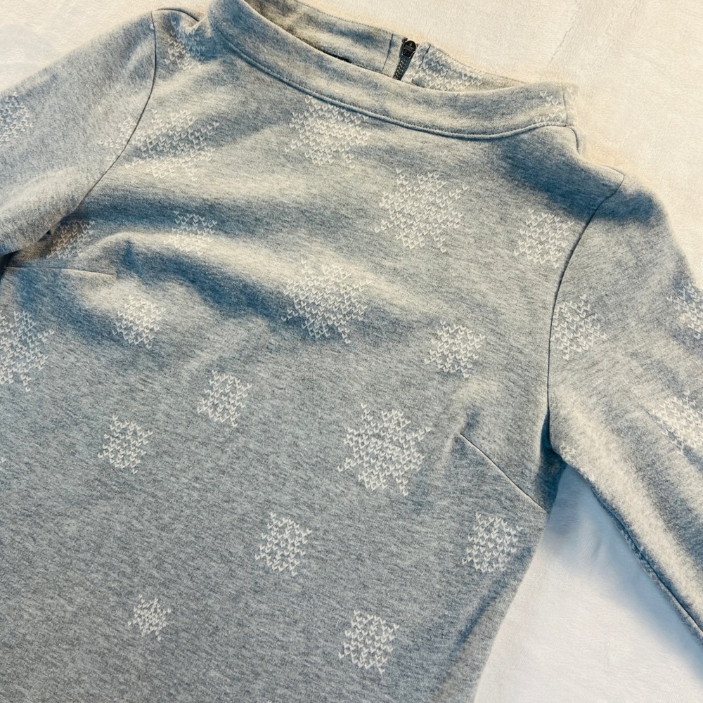 Talbots Petite Gray Snowflake Funnel Neck Back Zip Knit Top P Cotton Blend